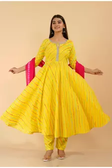 Shri Krishna Fabric INDI Lehriya Stripe Printed Anarkali Kurti With Pant & Dupatta Set