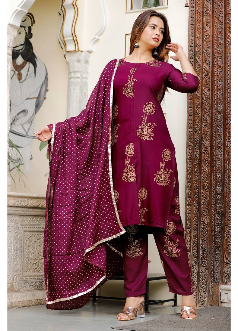 Shri Krishna fabric Jaipuri Gold Printed Kurti With Pant & Dupatta Set