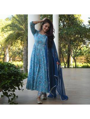 Shri Krishna Fabric Printed Flared Anarkali Kurti With Pant & Dupata Set 2