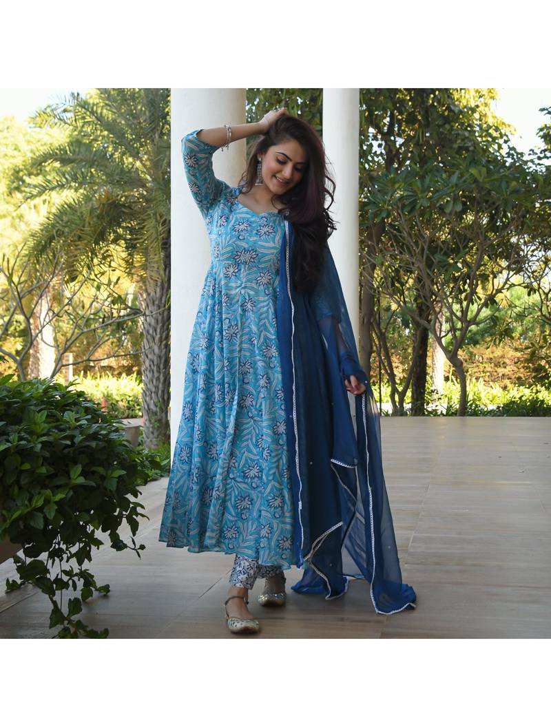 Shri Krishna Fabric Printed Flared Anarkali Kurti With Pant & Dupata Set