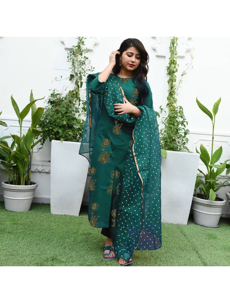 Shri Krishna Fabric Jaipuri Gold Printed A-Line Kurti With Palazzo & Dupatta Set