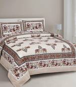 UNIQCHOICE 180 TC Maroon Color Animal Printed King Size Bedsheet With 2 Pillow Cover (ELEG-23-Maroon)