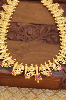 Gold plated mango pink necklace