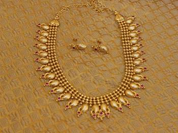 Kerala Traditional Mango gold plated necklace set 4