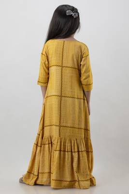 Girl Checkered Frontslit Anarkali Multicolor Gown in Rayon 2