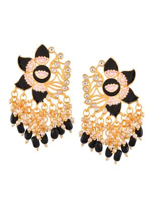 Black earrings 3