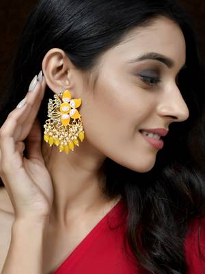 Yellow earrings 2