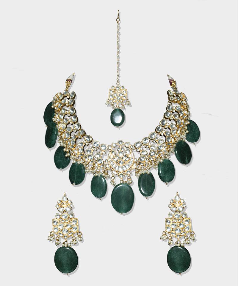 Gold Plated Kundan Necklace Set With Mangtika