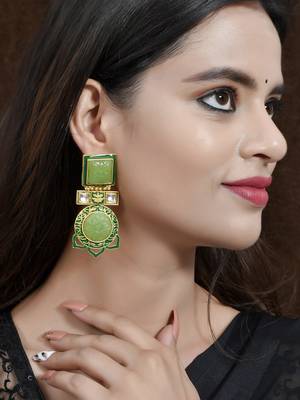 Green earrings 2