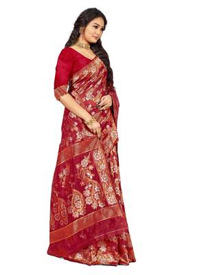 Maroon Embroidered Cotton Saree With Blouse 4