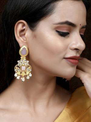 Gold earrings 2