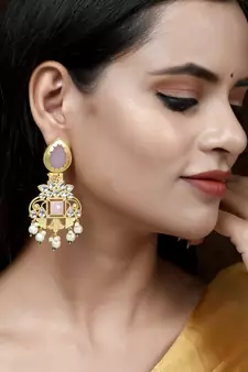 Gold earrings