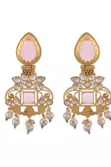 Gold earrings