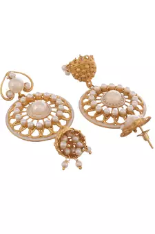 Gold earrings
