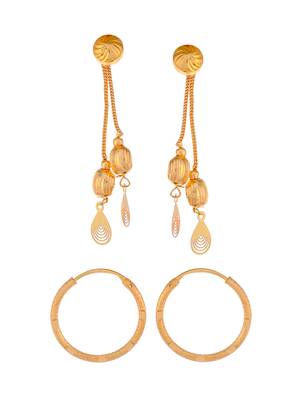 Gold earrings 3