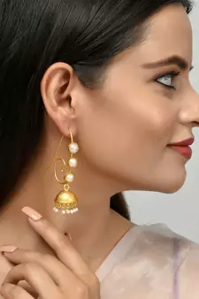 Gold earrings