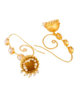 Gold earrings 4