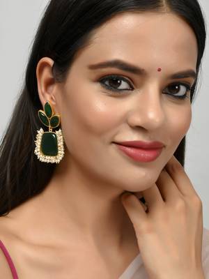 Green earrings 2