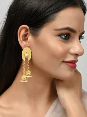 Gold earrings 2