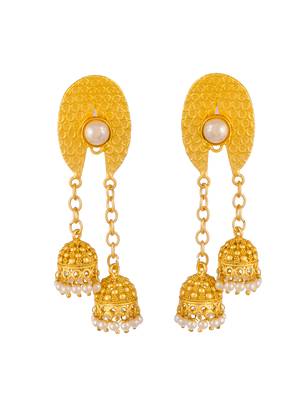 Gold earrings 3