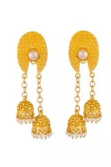 Gold earrings