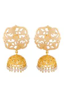 Gold earrings