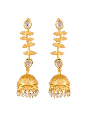 Gold earrings 3