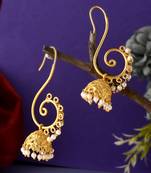 Gold earrings