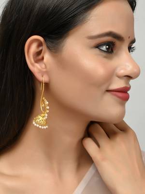 Gold earrings 2