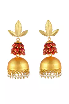 Gold earrings