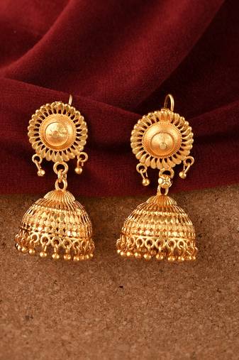 Gold earrings
