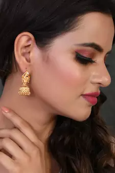 Gold earrings