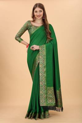 Women'S Vichitra Silk Saree With Unstitched Boluse Piece 1