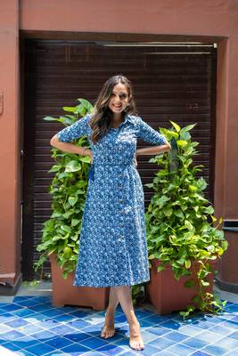 Weavllite Women's Indigo  Pure Cotton Block printed Dress 2