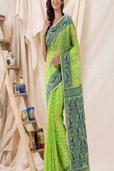 Traditional Parrot Green Soft Dhakai Jamdani Saree Without Blouse