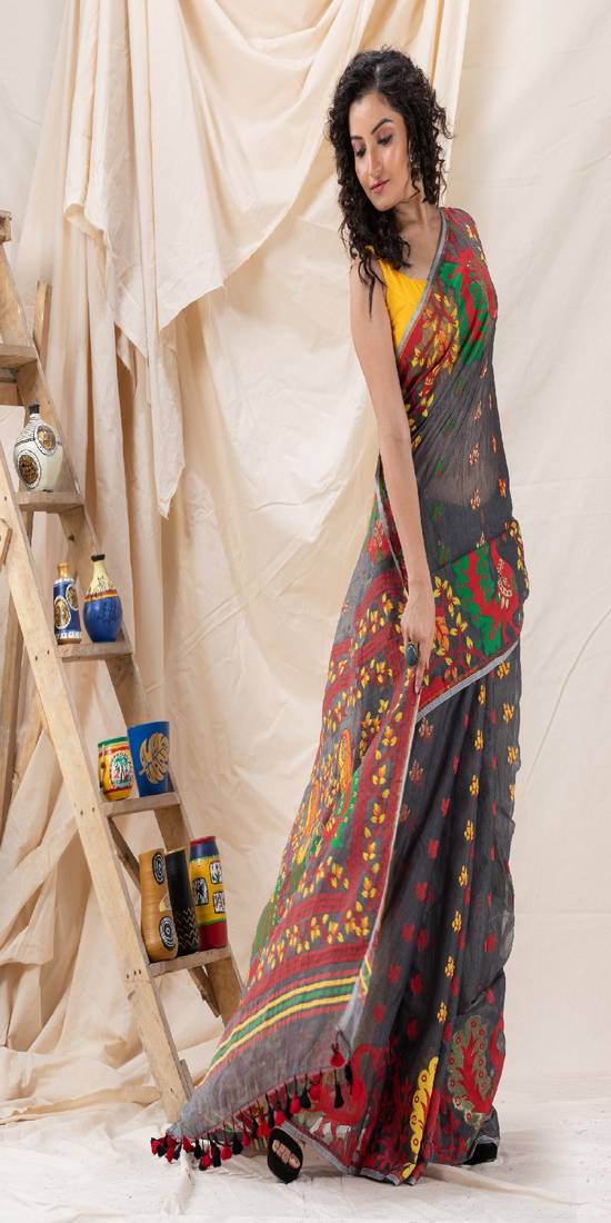 Traditional Gray Soft Dhakai Jamdani Saree Without Blouse