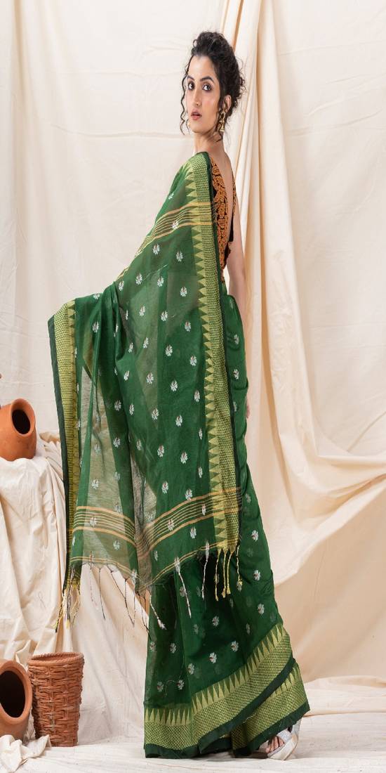 Traditional Cotton Blend Dark Green Handloom Saree