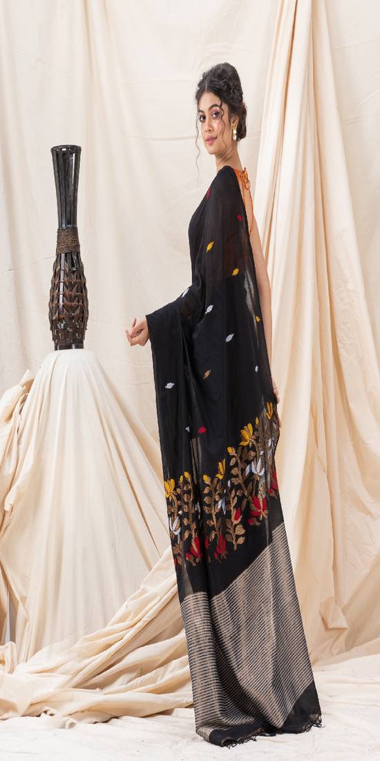 Traditional Black Soft Cotton Jamdani Saree