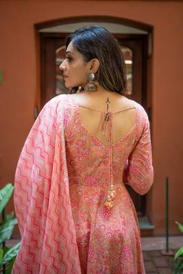 Weavllite Women's Peach  Pure Cotton Block printed Kurta Set 5