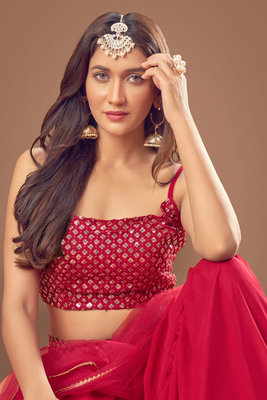 Red embroidered georgette semi stitched lehenga 3
