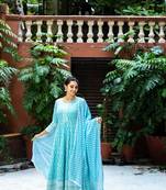 Weavllite Women's Blue  Viscose rayon Schiffli  Embroidery Kurta set