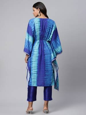 Royal-blue printed crepe kaftans 2