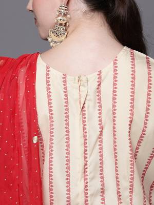 Off-white printed crepe long-kurtis 4