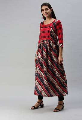 Maroon Abstract Print Cotton Blend Fit & Flare Kurta 3