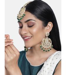 Gold Plated Traditional Big Kundan & Pearl Chandbali Earrings with Maang Tikka Set for Women/Girls 