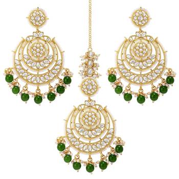 Gold Plated Traditional Big Kundan & Pearl Chandbali Earrings with Maang Tikka Set for Women/Girls  2