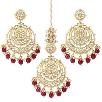 Gold Plated Traditional Big Kundan & Pearl Chandbali Earrings with Maang Tikka Set for Women/Girls  2