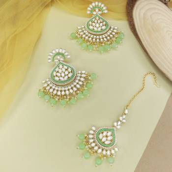 Gold Plated Traditional Kundan & Pearl Chandbali Earrings with Maang Tikka Set for Women/Girls  1