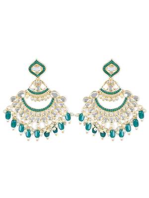 Gold Plated Traditional Kundan & Pearl Chandbali Earrings with Maang Tikka Set for Women/Girls  4