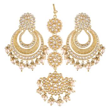 with Stunning Matte Finish Big Kundan & Faux Pearl Bridal Chandbali Earrings with Maang Tikka Set for Women 3